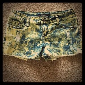 Lovesick Distressed Shorts
